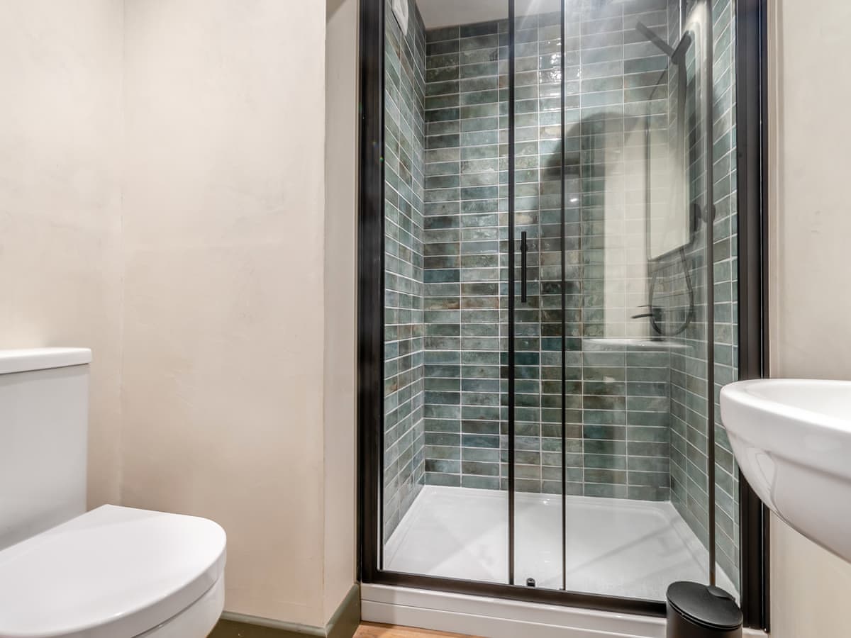Plumbing & Heating